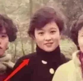 娱乐圈吃瓜爆料女爱豆,揭秘吃瓜爆料的背后故事  第1张